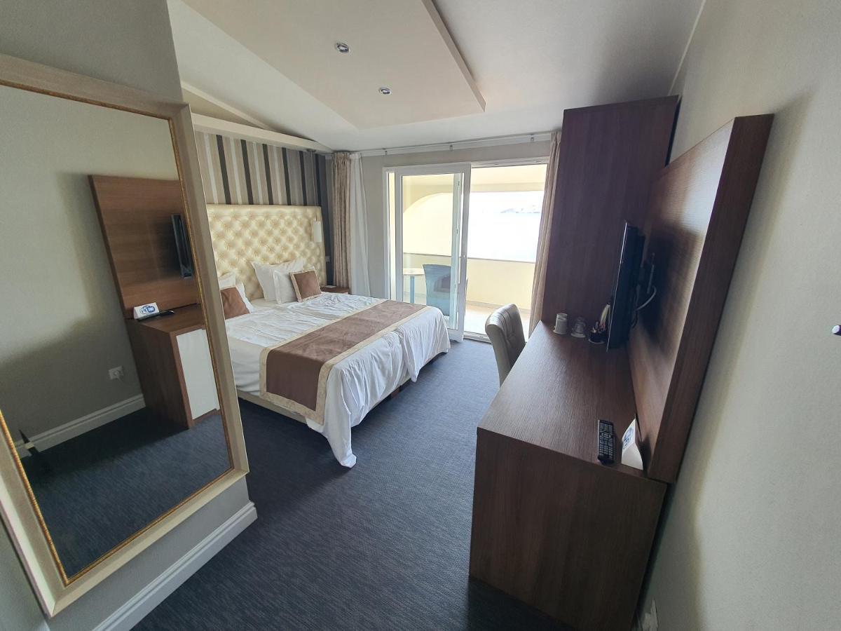Rooms Nadia Stara Baška Екстериор снимка
