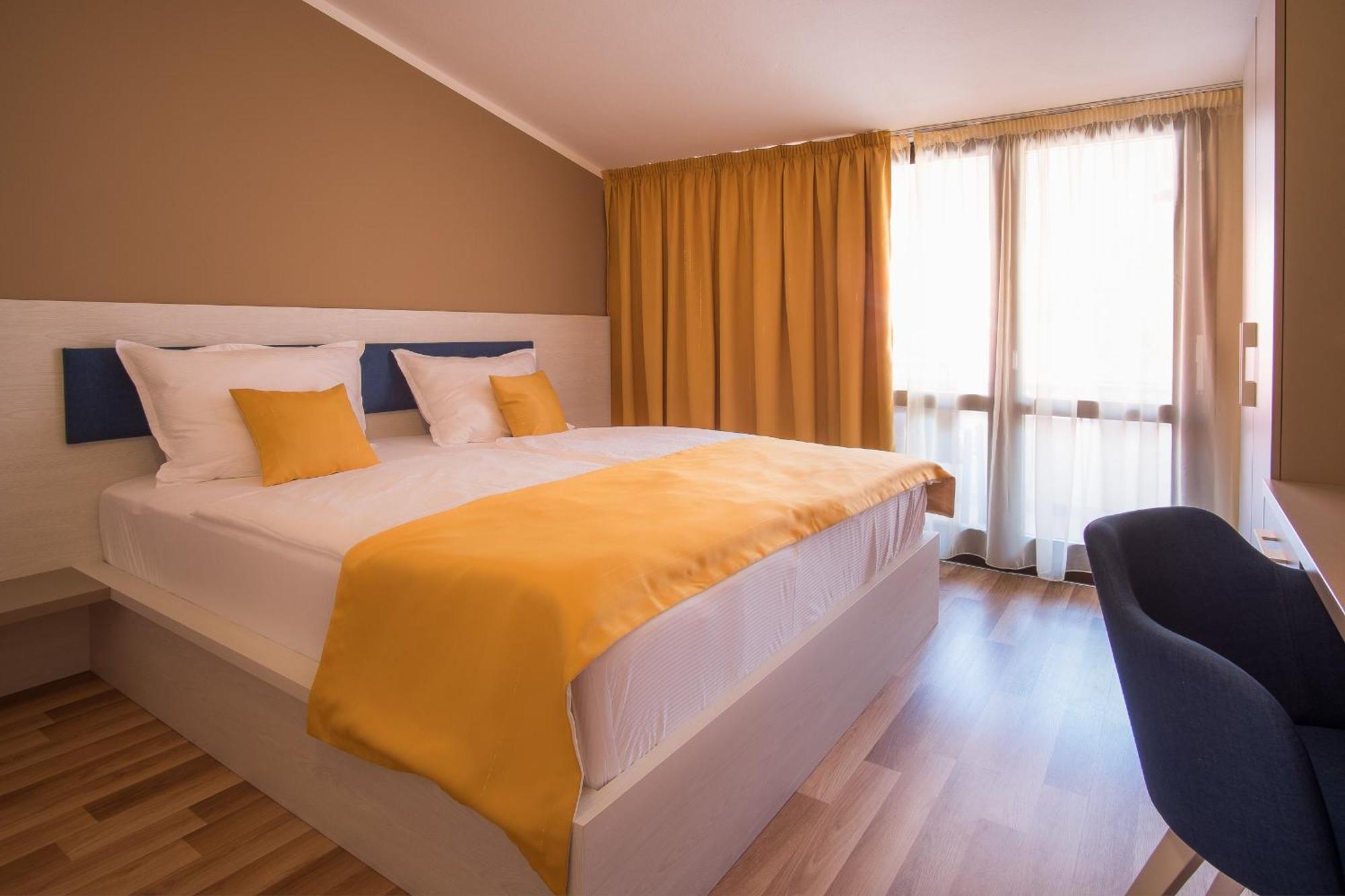 Rooms Nadia Stara Baška Стая снимка