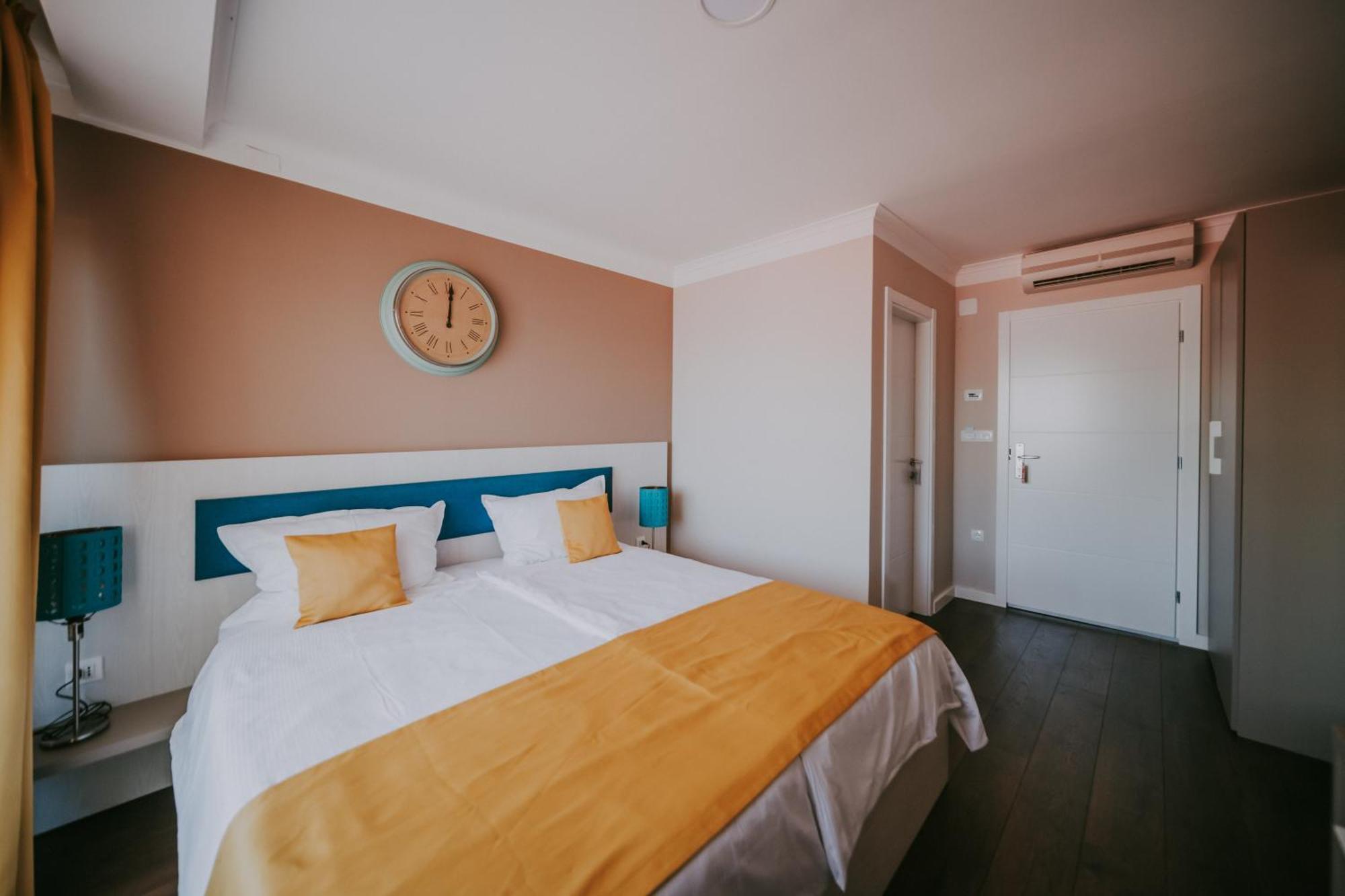Rooms Nadia Stara Baška Стая снимка