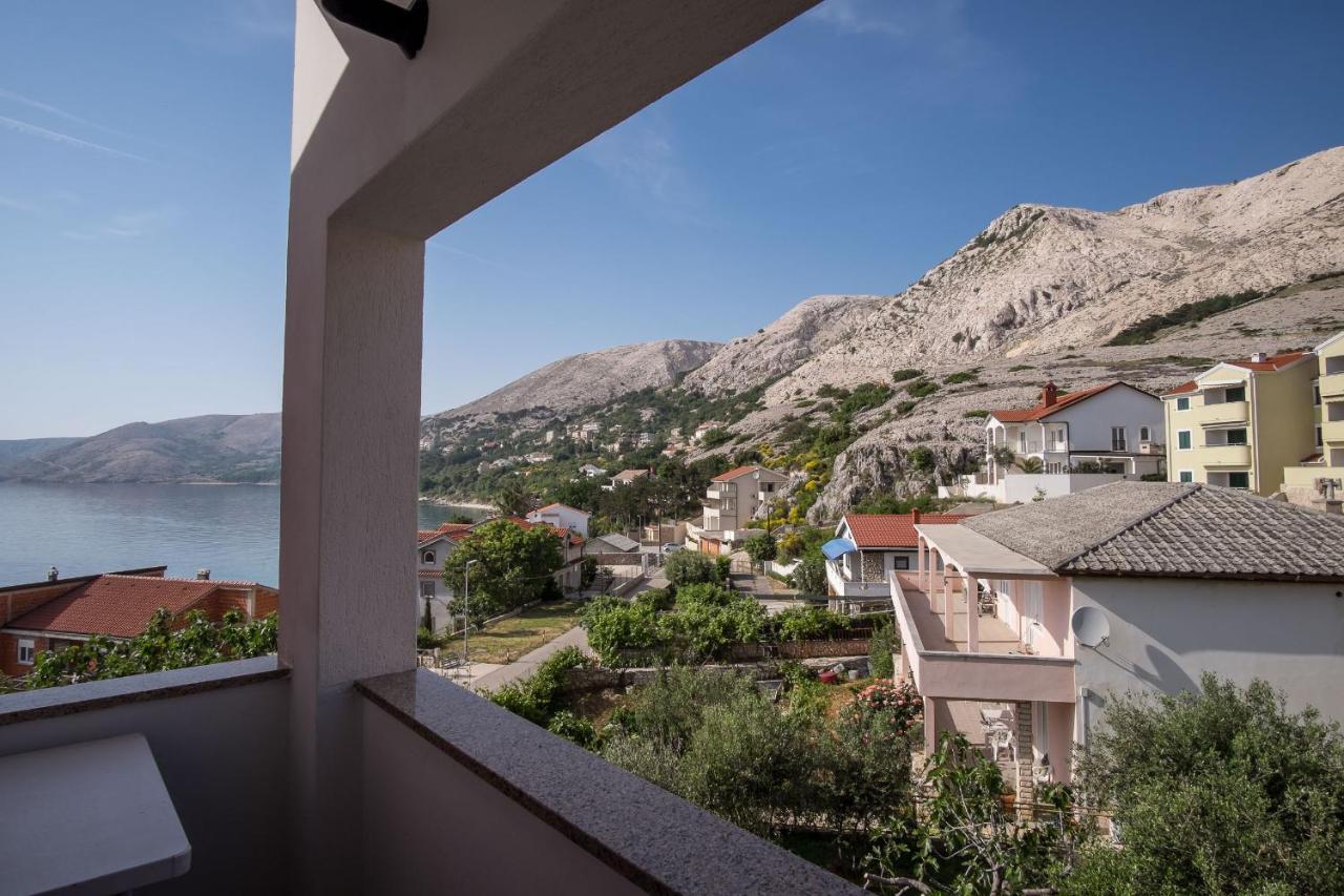 Rooms Nadia Stara Baška Стая снимка
